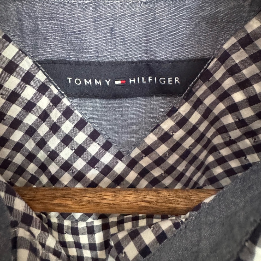 Tommy Hilfiger Gingham Button-Down Shirt Size Small - Picture 6 of 11